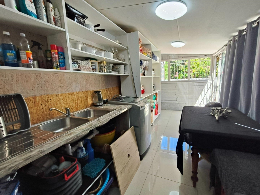 3 Bedroom Property for Sale in Wavecrest Eastern Cape
